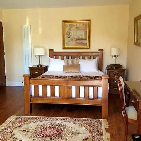 Heather House Bed & Breakfast Laragh